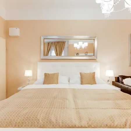 Wenceslass Square Luxury Apartman *