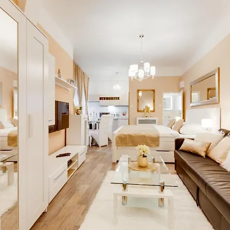 Wenceslass Square Luxury Апартаменты